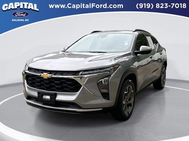 2025 Chevrolet Trax LT's photo