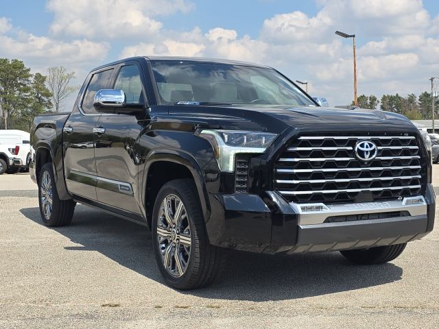 2022 Toyota Tundra Hybrid Capstone:168720A