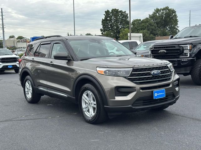 2021 Ford Explorer XLT 4WD's photo