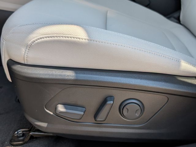 New 2026 Silver Hyundai SEL image 12