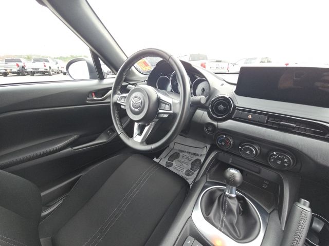 2024 Mazda MX-5 Miata Sport:C02478A
