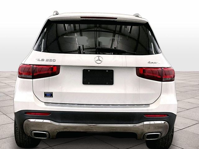 2022 Mercedes-Benz GLB GLB 250 - 3