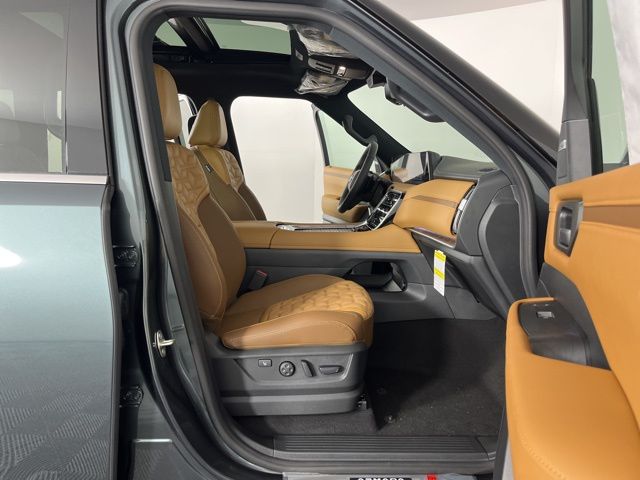 2025 Alpine Metallic Nissan Armada Platinum RWD SUV