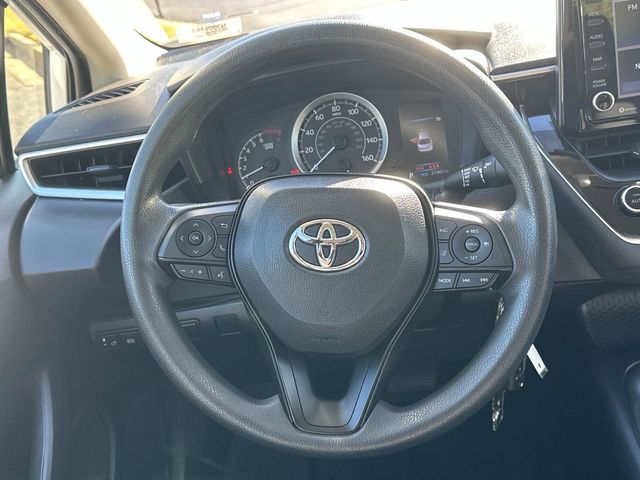 2022 Toyota Corolla LE 8