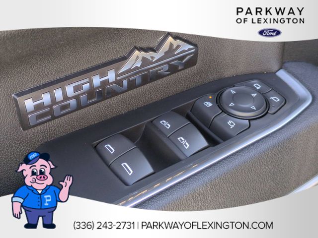 Used 2025 Gray Chevrolet High Country image 13