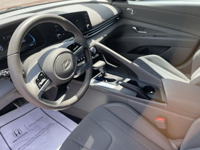 Used 2025 Hyundai Elantra Sedan