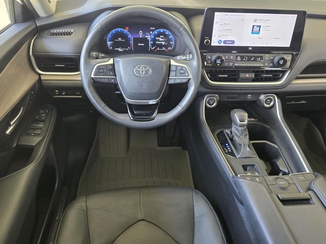 Used 2024 Toyota Grand Highlander SUV