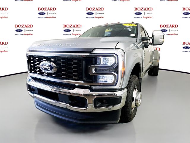 2024 Silver Metallic Ford F-350SD Lariat 4X4 Truck
