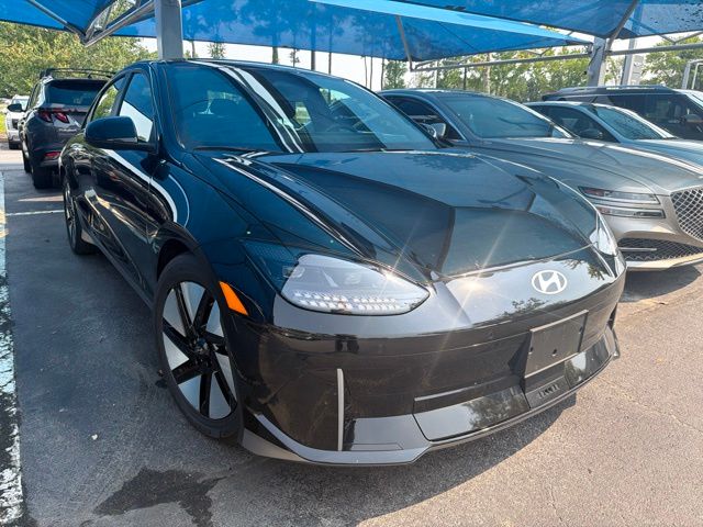 2023 Hyundai Ioniq 6 SE RWD   