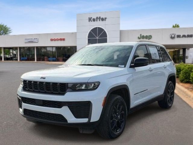 2026 Jeep Grand Cherokee Laredo