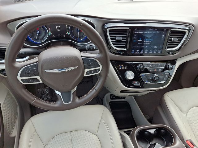 2019 Chrysler Pacifica Touring L Black at Phil Fitts Ford