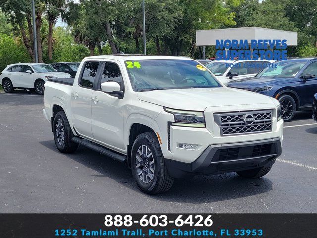 Glacier White 2024 Nissan Frontier SL 4dr Crew Cab RWD Pickup Truck 4X2 9-Speed Automatic Overdrive