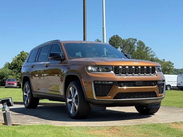 2026 Jeep Grand Cherokee L Limited 4x4's photo