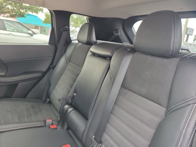 2024 Mitsubishi Outlander SE - Photo 11