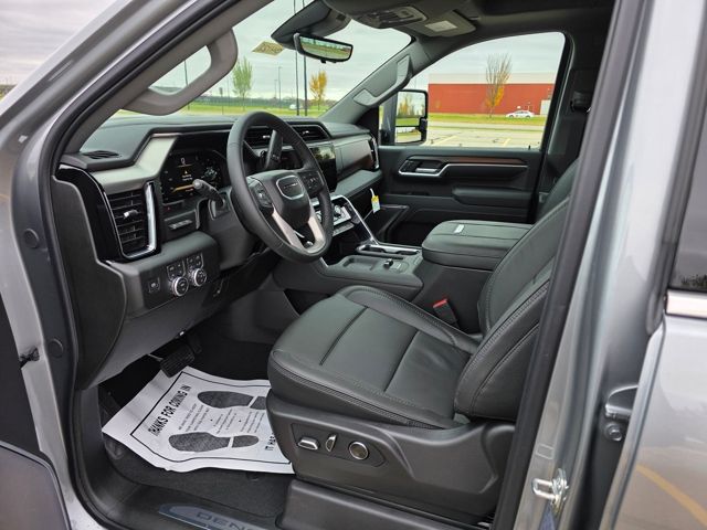 2026 GMC Sierra 3500HD Denali