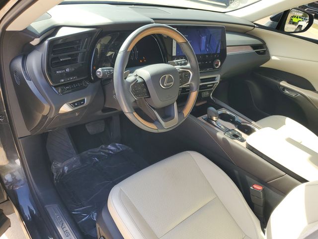 Used 2024 Black Lexus 350 Premium image 4