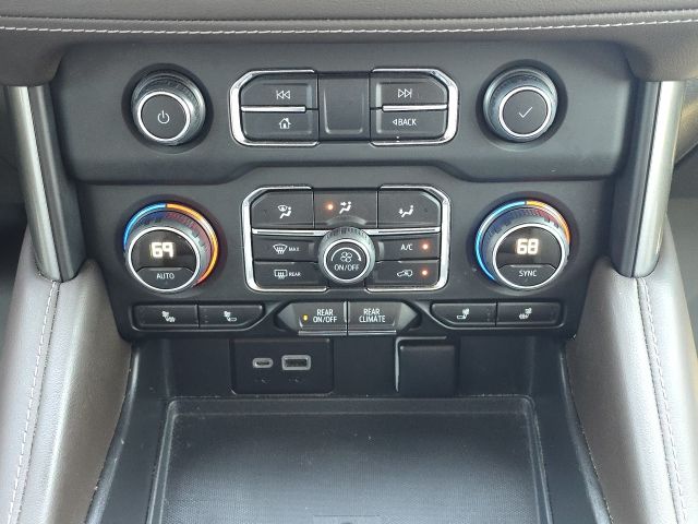 2022 Chevrolet Suburban Z71:43183B