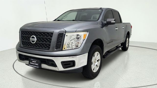 2019 Nissan Titan SV - 0