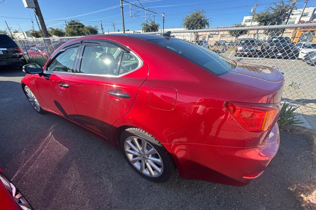 Used 2009  Lexus 250 image 5