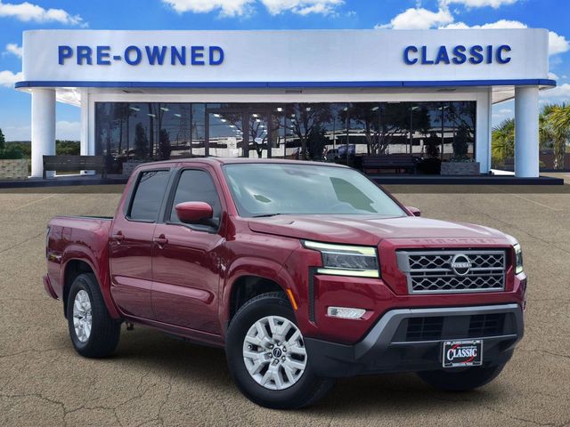 Cardinal Red Metallic Tricoat 2023 Nissan Frontier SV Crew Cab RWD Pickup Truck 4X2 9-Speed Automatic