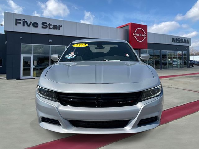 Used 2022 Silver Dodge SXT image 2