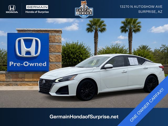 Pearl White Tricoat 2025 Nissan Altima Sedan Front-Wheel Drive Continuously Variable Transmission