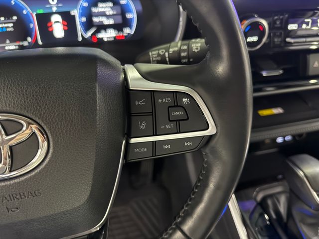 2023 Toyota Highlander Platinum  at Davis Toyota of Orangeburg