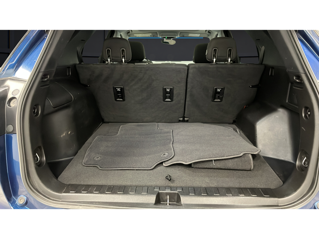 Used 2019 Pacific Blue Metallic Chevrolet LT image 25