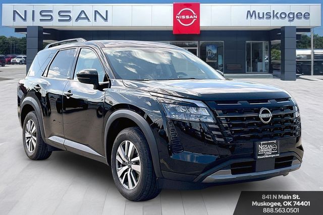 2026 Nissan Pathfinder SL FWD