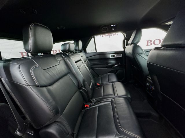 2021 Silver Metallic Ford Explorer ST 4X4 SUV