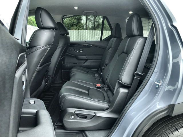new 2026 Honda Pilot car, priced at $43,758