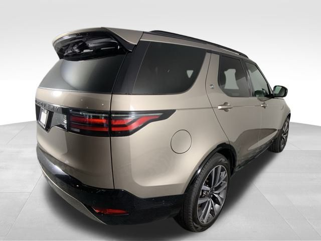 2021 Land Rover Discovery S R-Dynamic 7