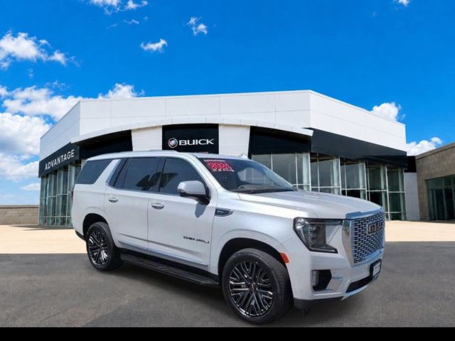 White Frost Tricoat 2024 GMC Yukon SUV / Crossover Four-Wheel Drive
