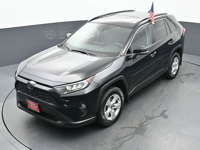 2021 Toyota RAV4 XLE 42