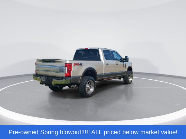 Used 2017 White Gold Metallic Ford King Ranch image 8