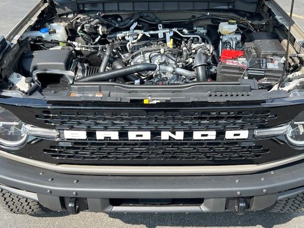 New 2025 Gray Ford Badlands image 37