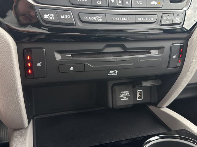 2022 Honda Pilot Touring - Photo 32