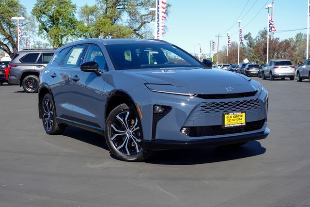 new 2026 Toyota Crown Signia car