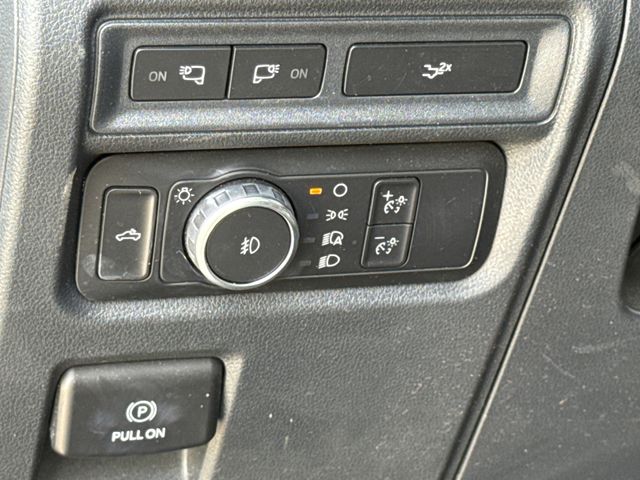 Used 2022 Black Ford XLT image 15