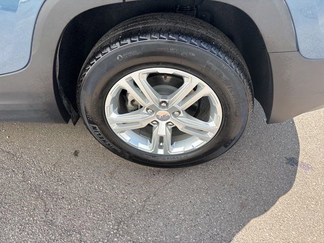 2024 GMC Terrain SLE photo