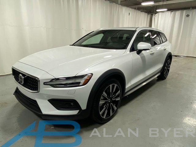 Crystal White Pearl 2025 Volvo V60 Wagon All-Wheel Drive Automatic