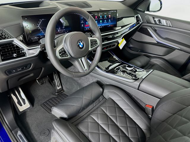 2025 BMW X5 M60i 9