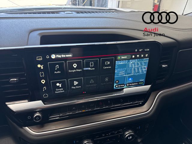 Used 2022 White GMC SLT image 16