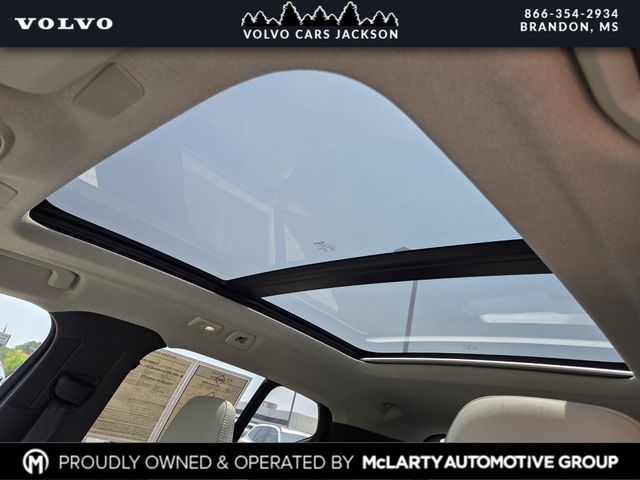 Used 2026 Volvo XC40 SUV