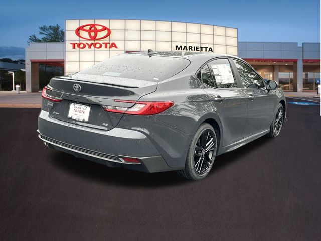 2025 Toyota Camry SE 26