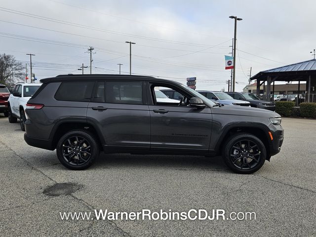 New 2025 Gray Jeep Limited image 15