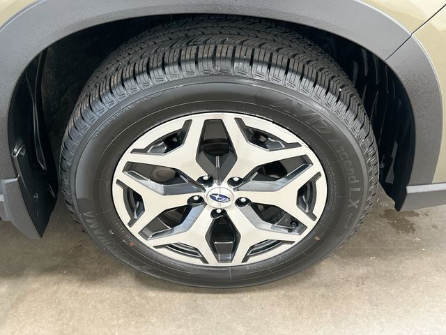 2022 Subaru Forester Premium Brown at Honda North