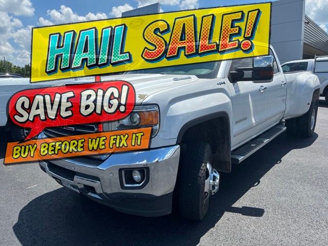 White Frost Tricoat 2018 GMC Sierra 3500HD Pickup Truck Four-Wheel Drive 6-Speed Automatic