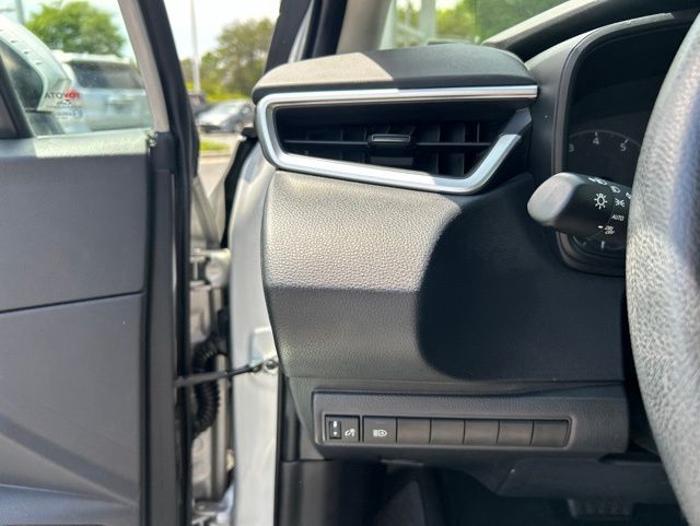 2024 Toyota Corolla LE - Photo 24