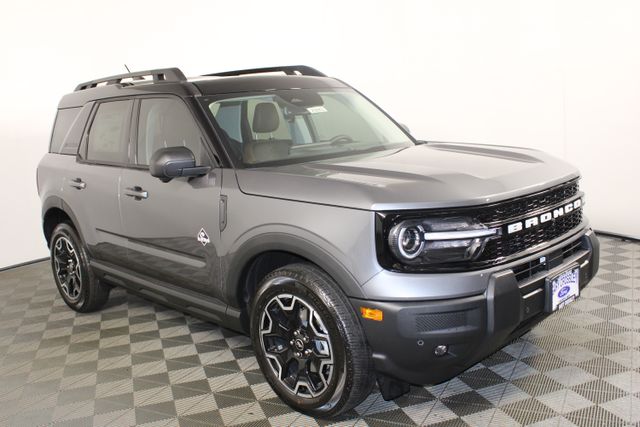 2025 Ford Bronco Sport Outer Banks's photo